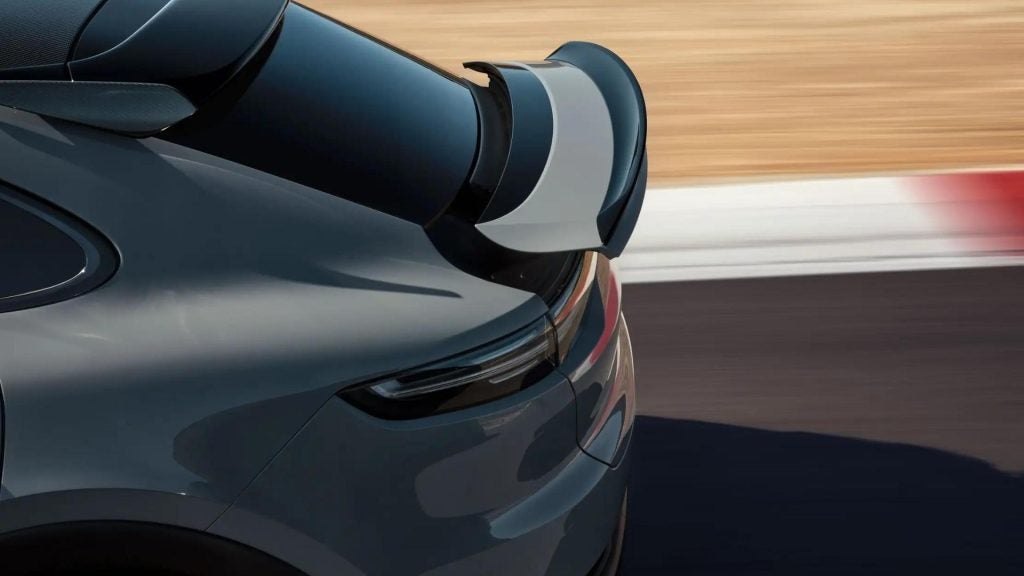 porsche Cayenne Spoiler