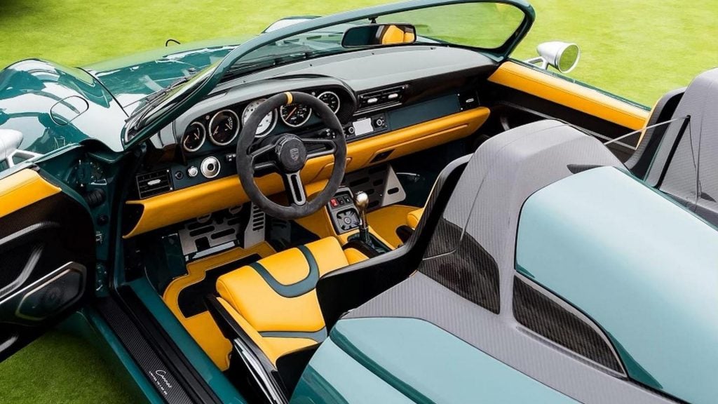 Porche 993 interior