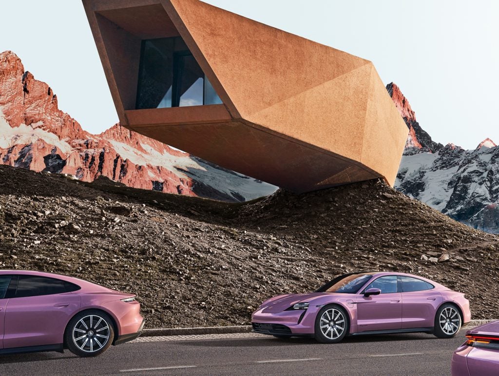 Porsche Taycan Frozen Berry Taycan