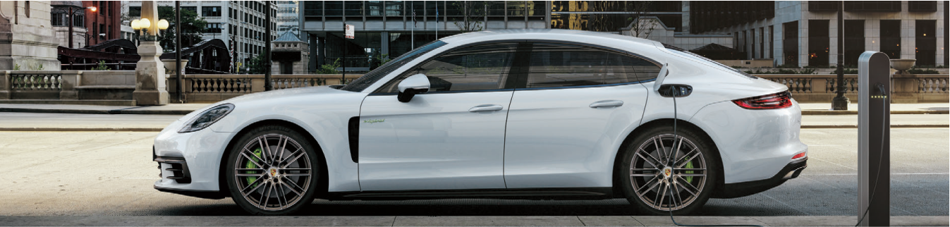 Panamera E-Hybrid Side