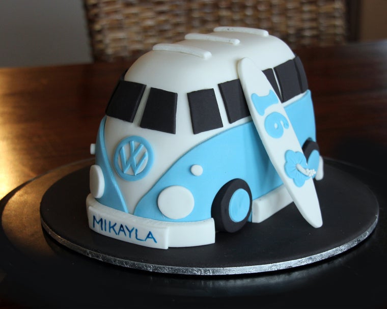 VW bus cake