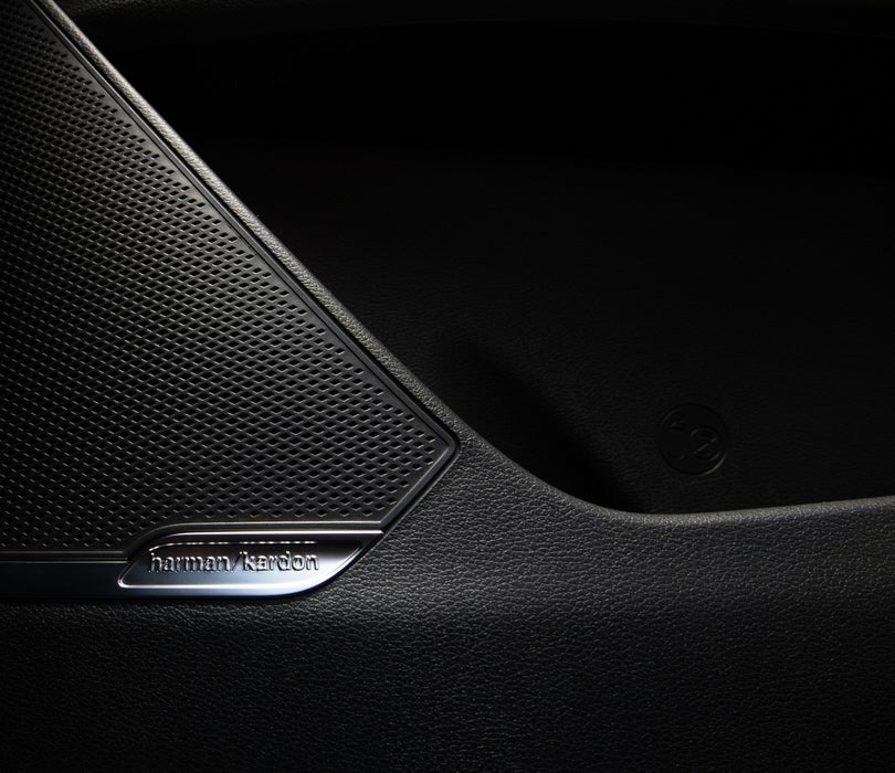 2023 Kia Sportage available harmon kardon