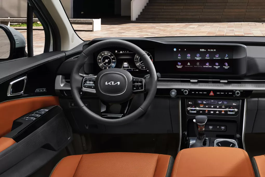 2024 Kia Carnival technology options