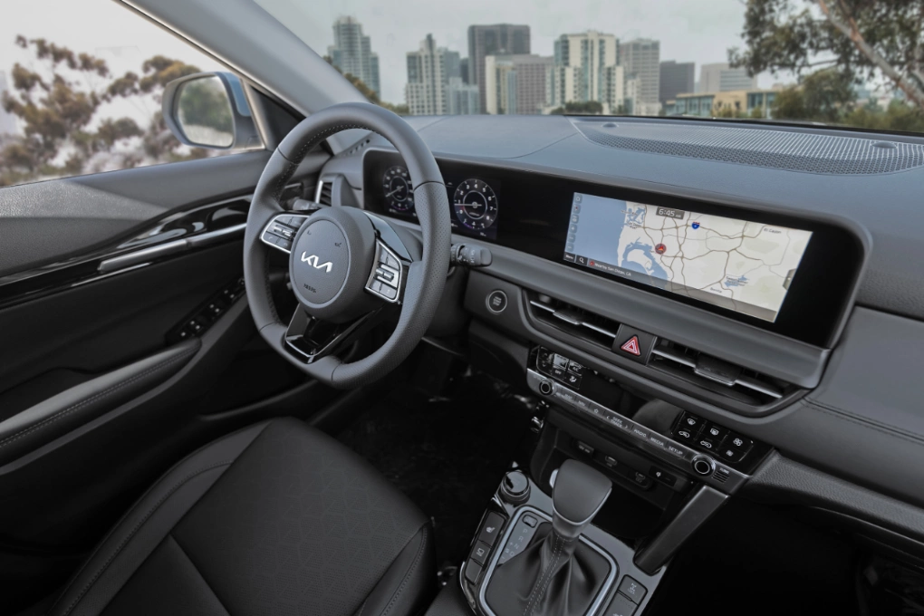 2024 Kia Seltos technology options