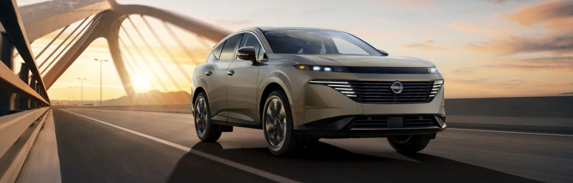 2026-nissan-murano-bridge-champagne
