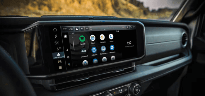 2025 Jeep Wrangler screen
