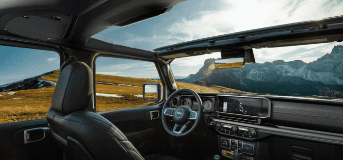 2025 Jeep Wrangler Drivers seat