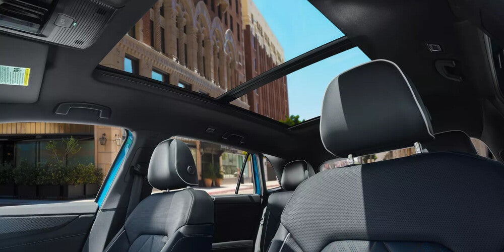 2024 Volkswagen Atlas Cross Sport Interior