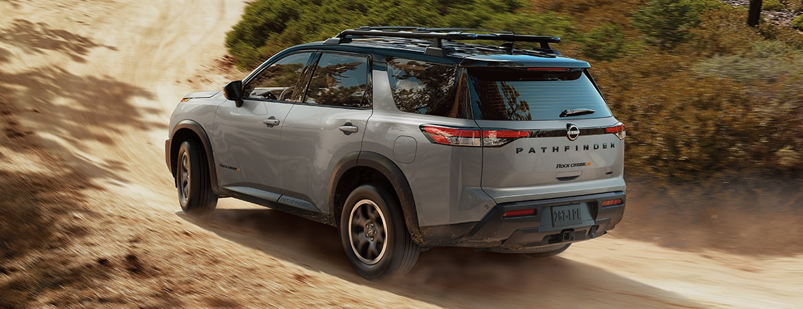 2023-nissan-pathfinder-rugged-rear