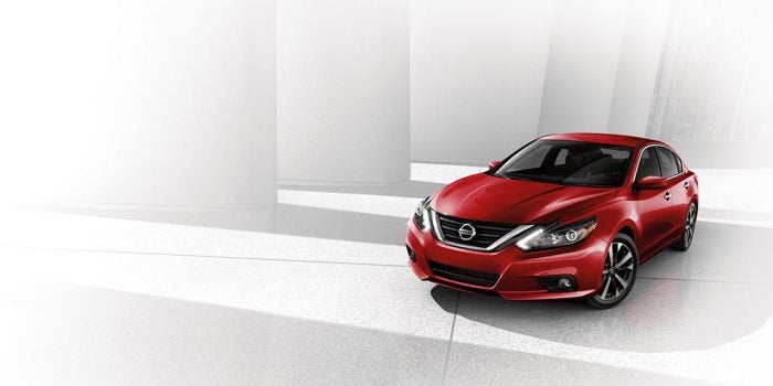 2016_nissan_altima_red_whitecolumns