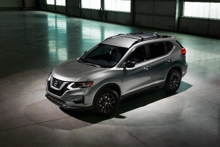 2017-Nissan-Rogue-Silver