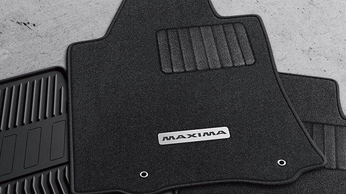 2017-Nissan-Maxima-Sport-Carpeted-Floor-Mats