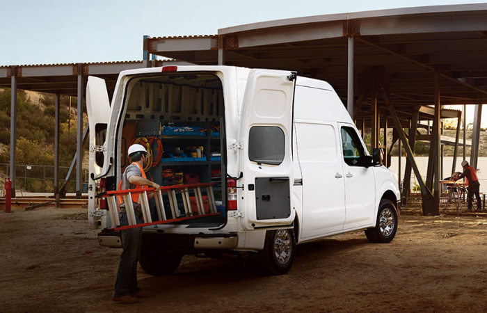 Nissan NV