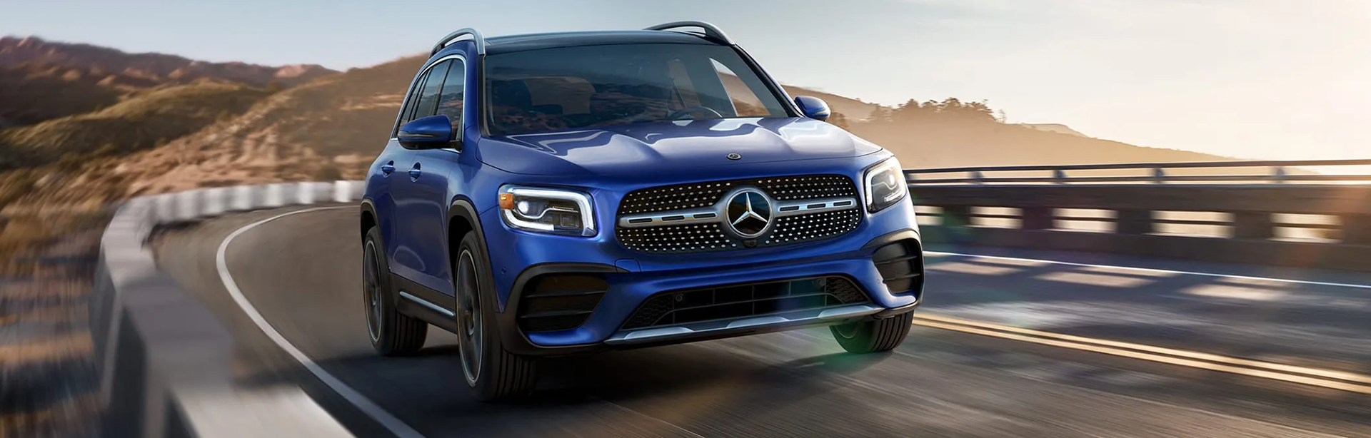 2023-GLB-SUV