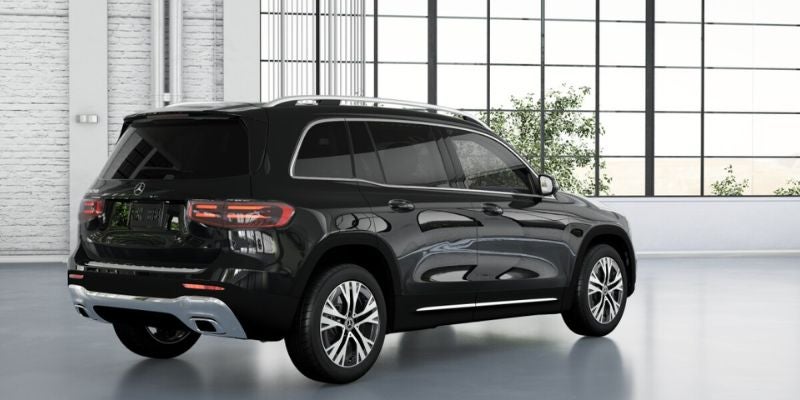  2026 Mercedes-Benz GLB 250 performance