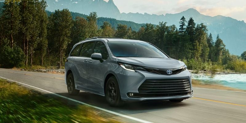 2025 Toyota Sienna technology
