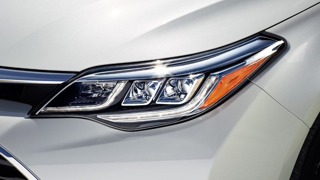 2016-toyota-avalon-grill