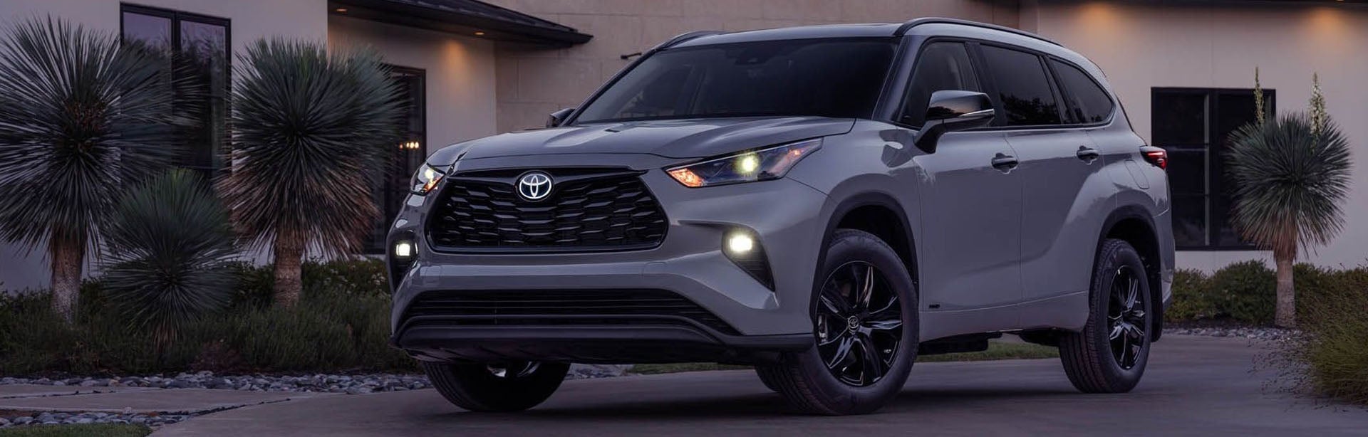 2025 Toyota Highlander Hybrid