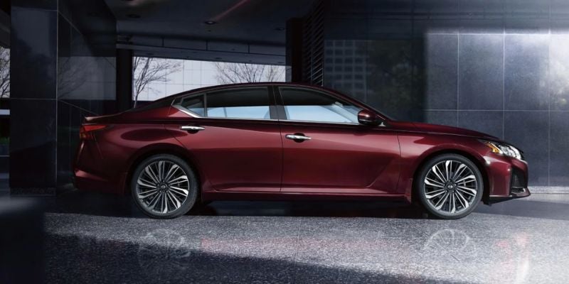  2025 Nissan Altima performance