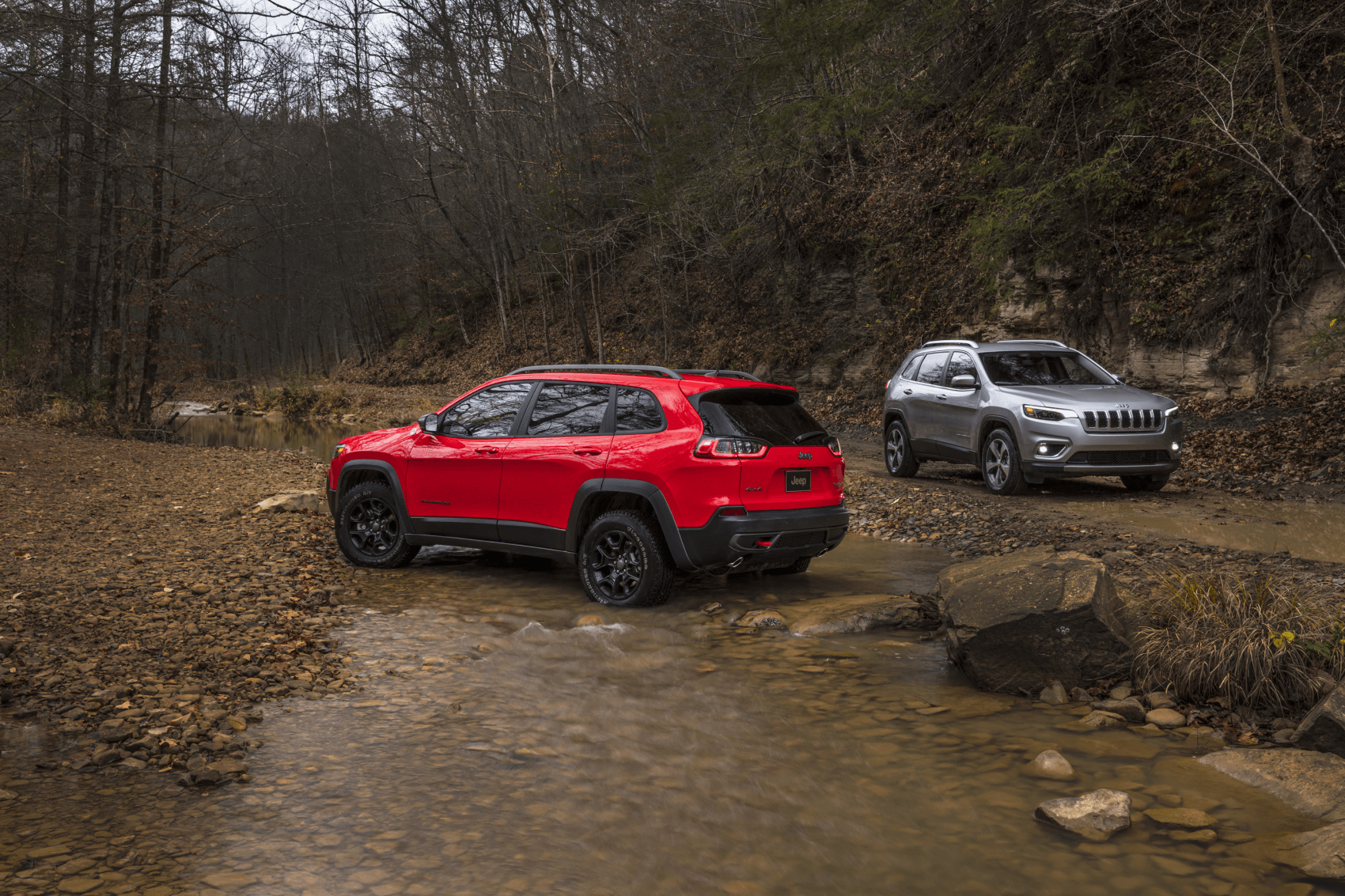 2021 Jeep Cherokee Red Silver Stream
