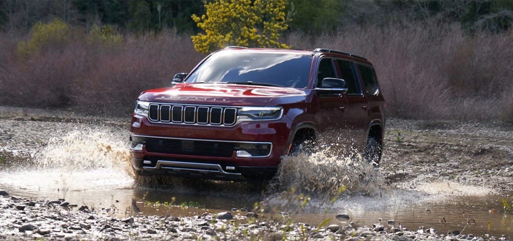 2023 Wagoneer driving