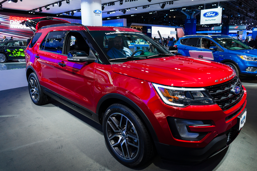 Ford-cars-and-trucks-2020-ford-explorer-0