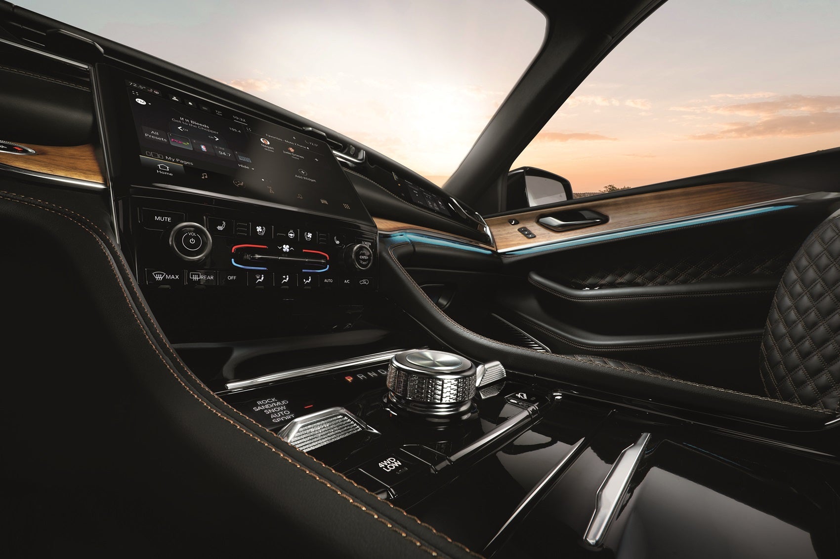 About the Jeep Grand Cherokee