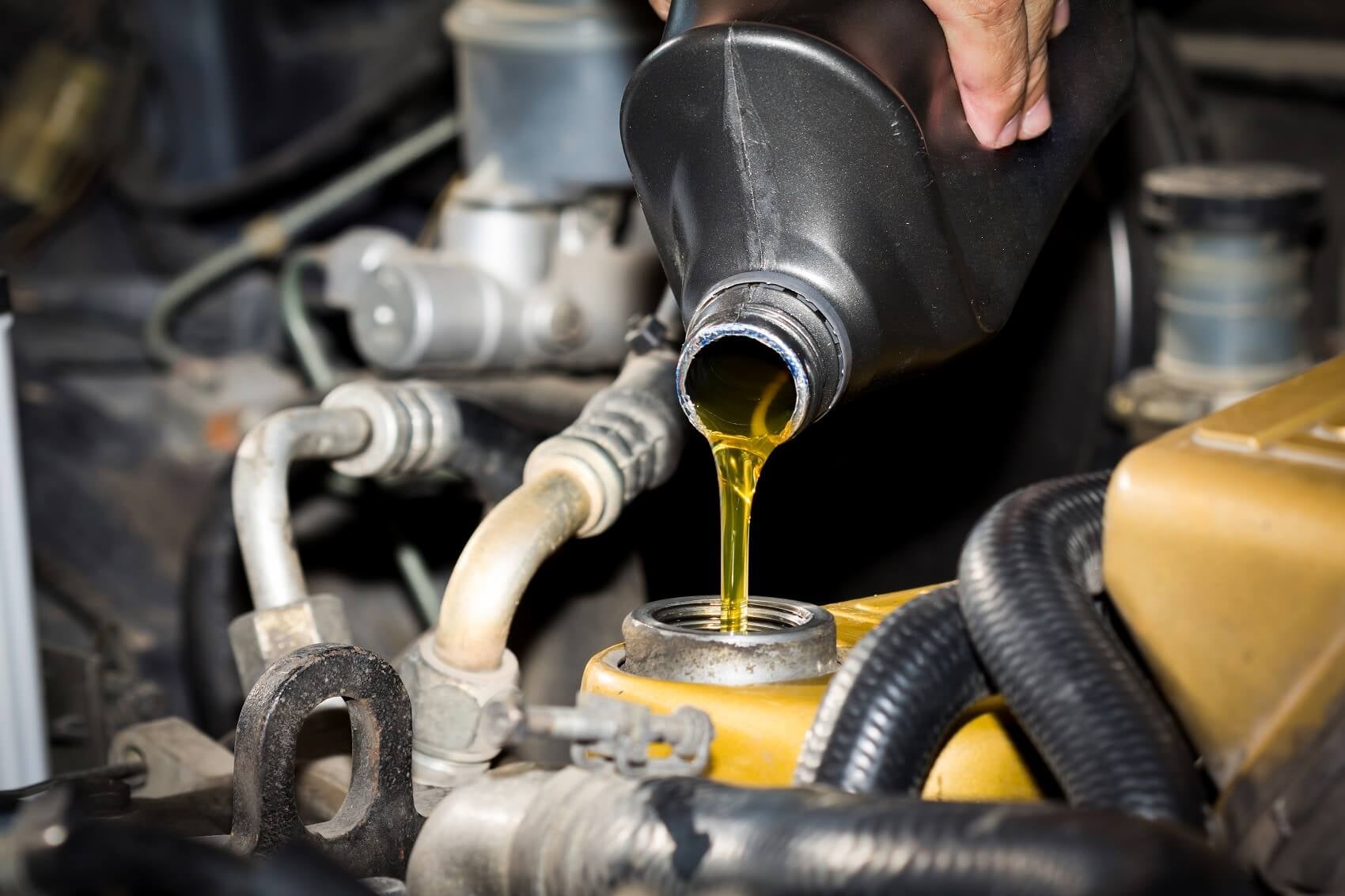 Signs Your Car Needs an Oil Change New Holland PA
