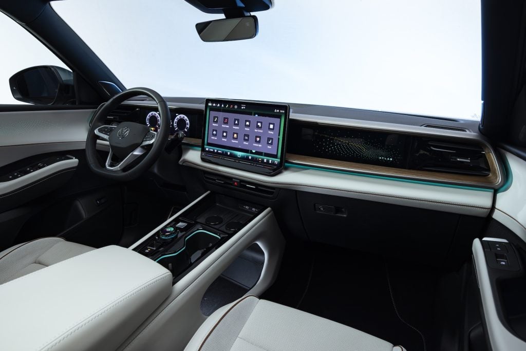 2027 VW Atlas Dash
