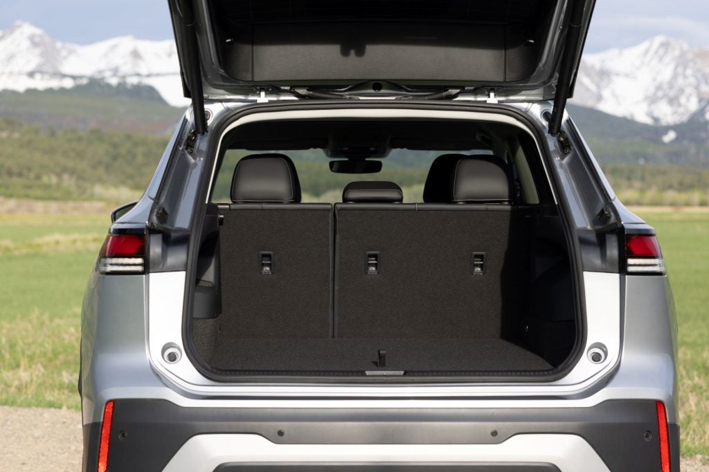 The Expandable Cargo Space Of The Extraordinary Volkswagen Tiguan