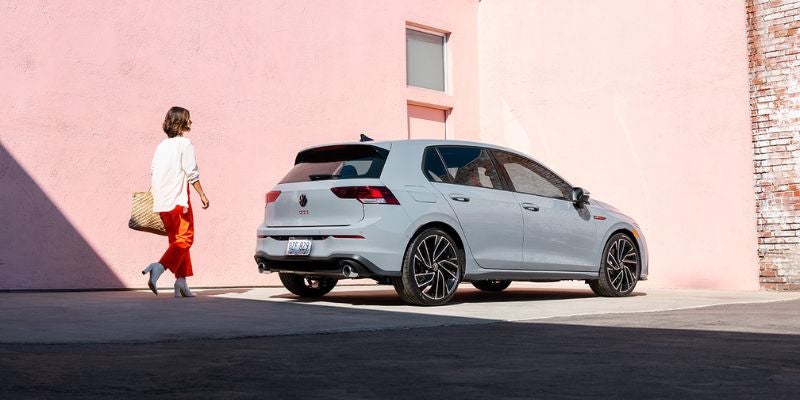 2023 Volkswagen Golf GTI design