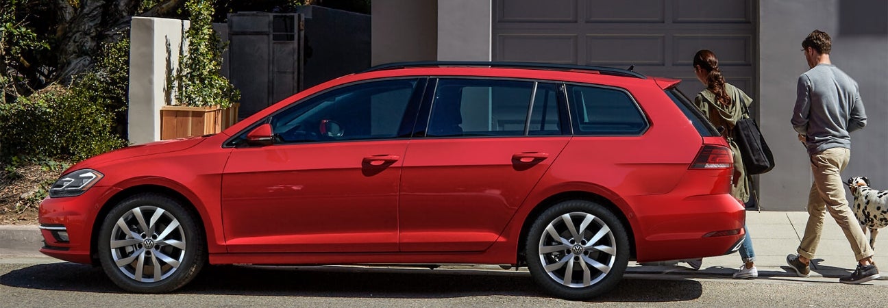 2019-volkswagen-golf-sportwagen-madison-wi