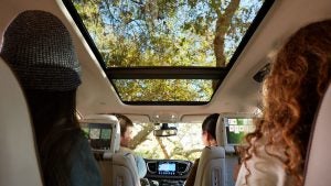 Tech Features in the 2018 Chrysler Pacifica Hybrid in Alhambra, CA