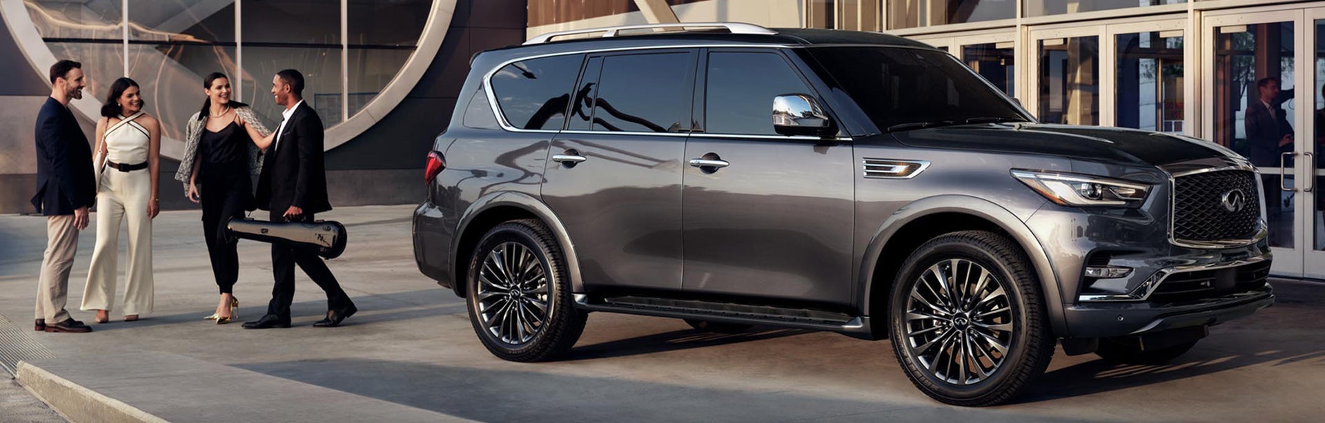 2022-qx80