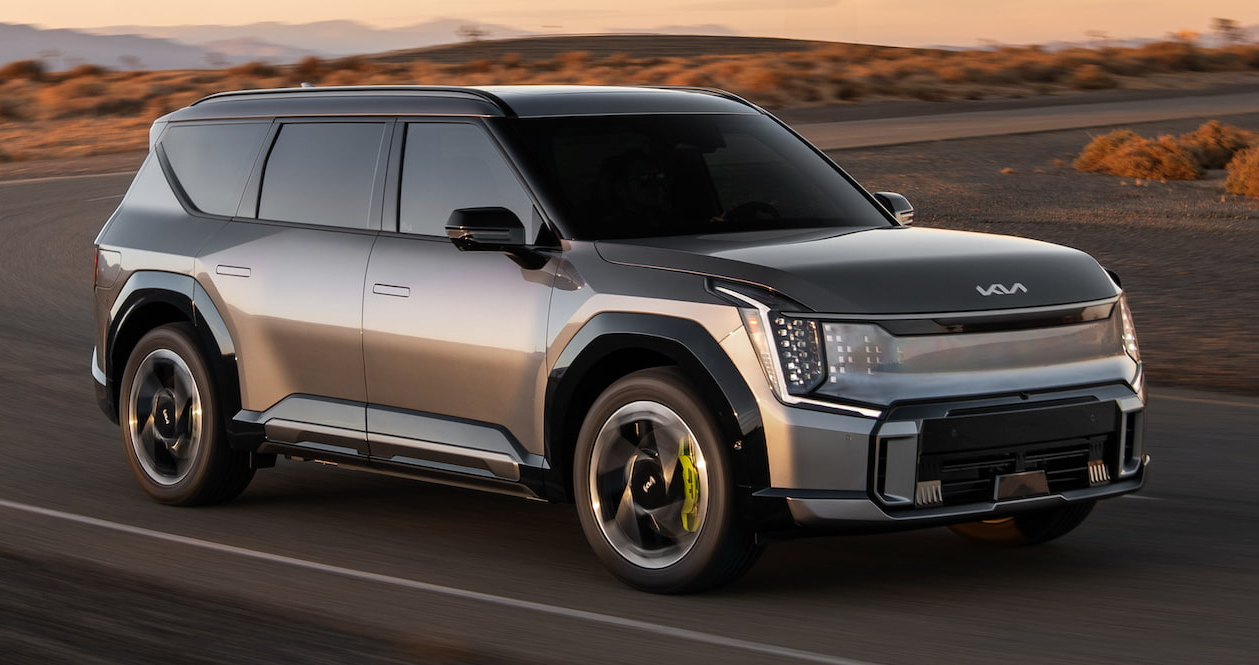 Kia EV9 Driving on the road