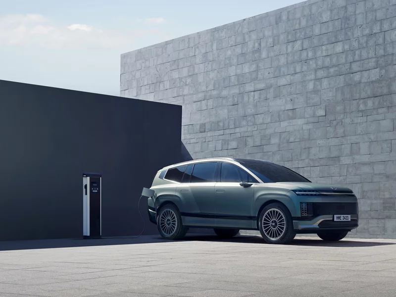 Photo of IONIQ 9 charging