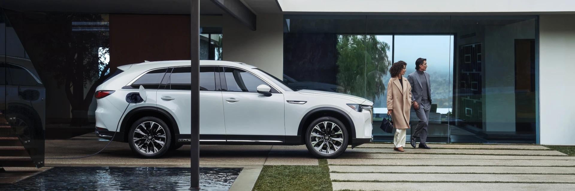 cx90-hybrid-exterior-1920x640 - Copy