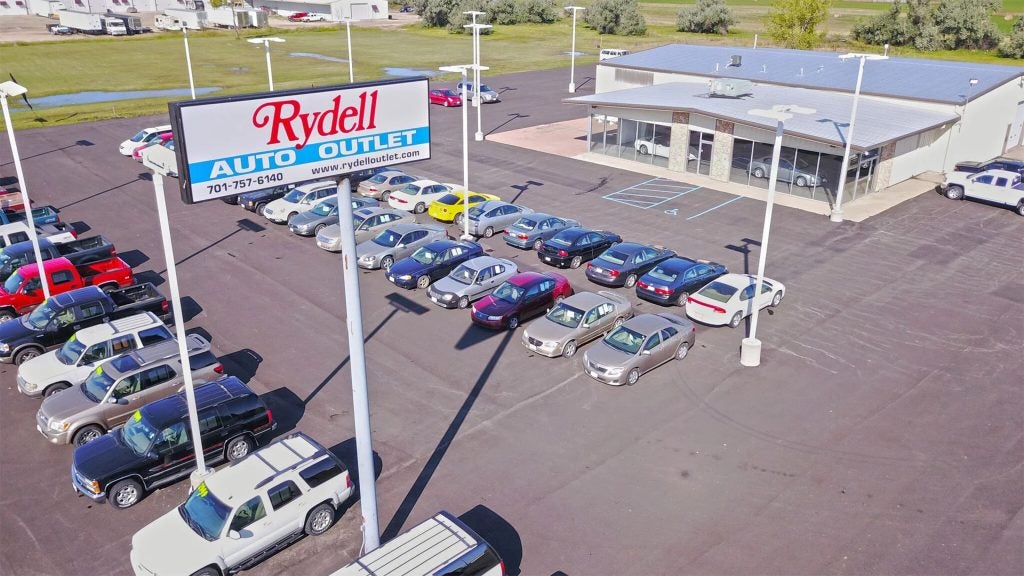 Rydell Auto Outlet car lot