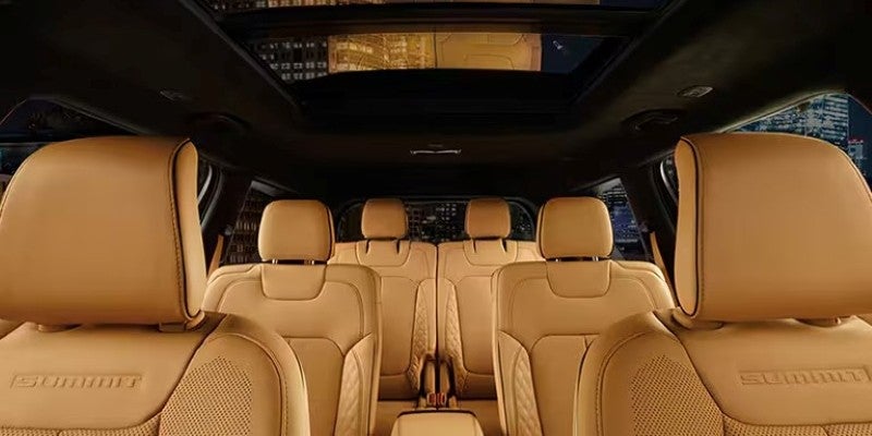 2025 grand cherokee L 3 row suv