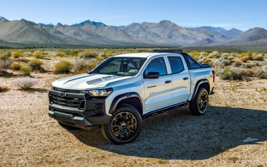 4 1210_Stars-and-Steel-Colorado_720x450 Side view of 2026 Chevy Silverado Stars and Stripes