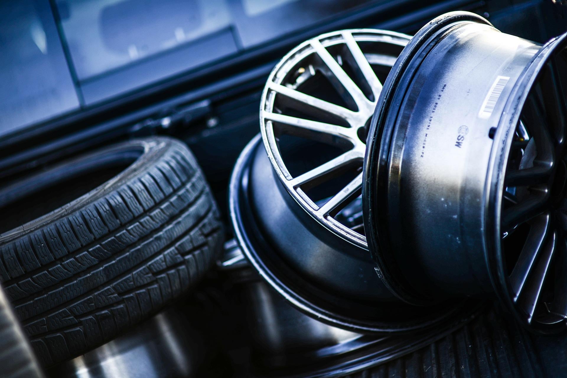 tire-g9e457aafc_1920