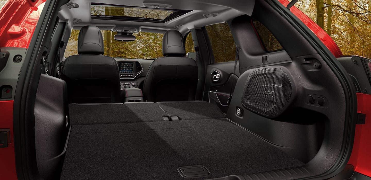 2019-Jeep-Cherokee-Trailhawk-Gallery-Interior-1.jpg.image.1440