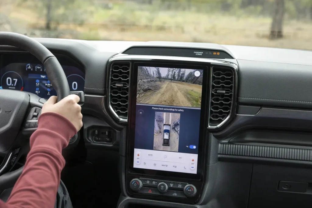 All New Ford Ranger Infotainment and Camera Views