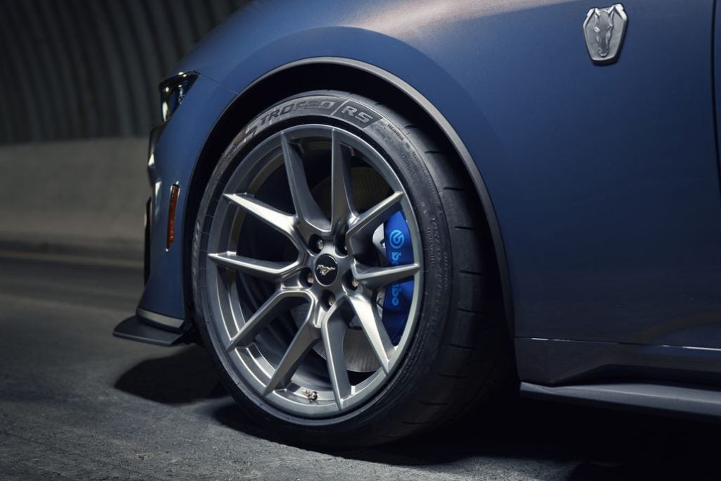 With sinister looks and a specially modified 5.0-liter V8 – the most powerful 5.0-liter V8 ever, projecting 500 horsepower – Dark Horse expands the Mustang lineup and sets a new benchmark for American street and track performance that could only come in a Mustang. Pre-production vehicles shown.