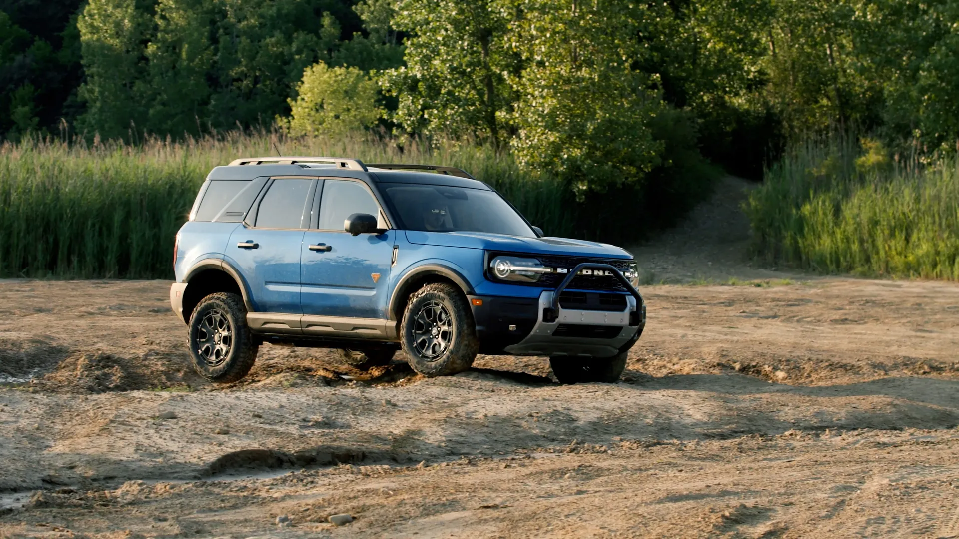 2025 Bronco Sport_03_converted