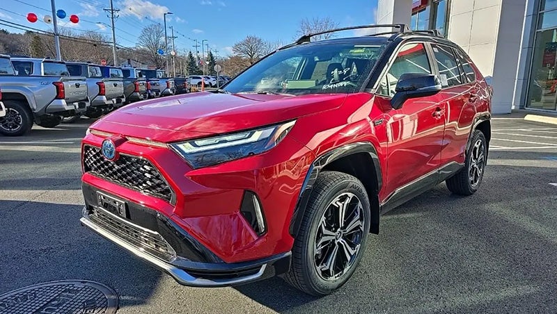 Toyota RAV4 Prime, PHEV benefits, Plug-in Hybrid Electric Vehicles, hybrid car features