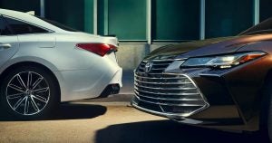 A pair of 2020 Toyota Avalon Hybrid's.