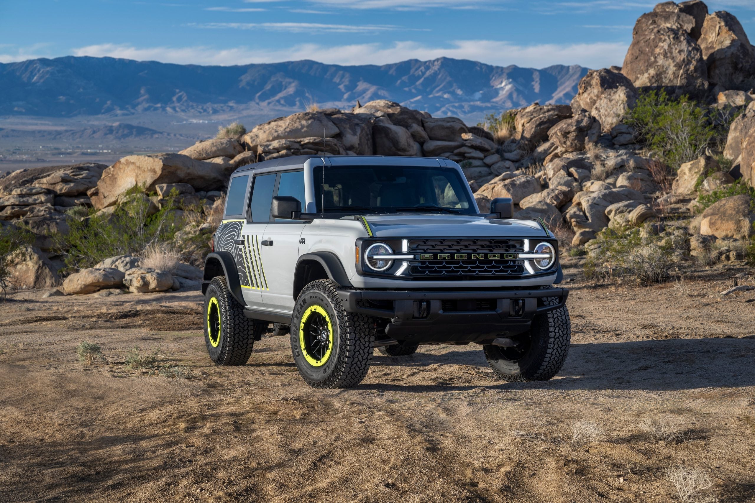 2027_Bronco_RTR_2
