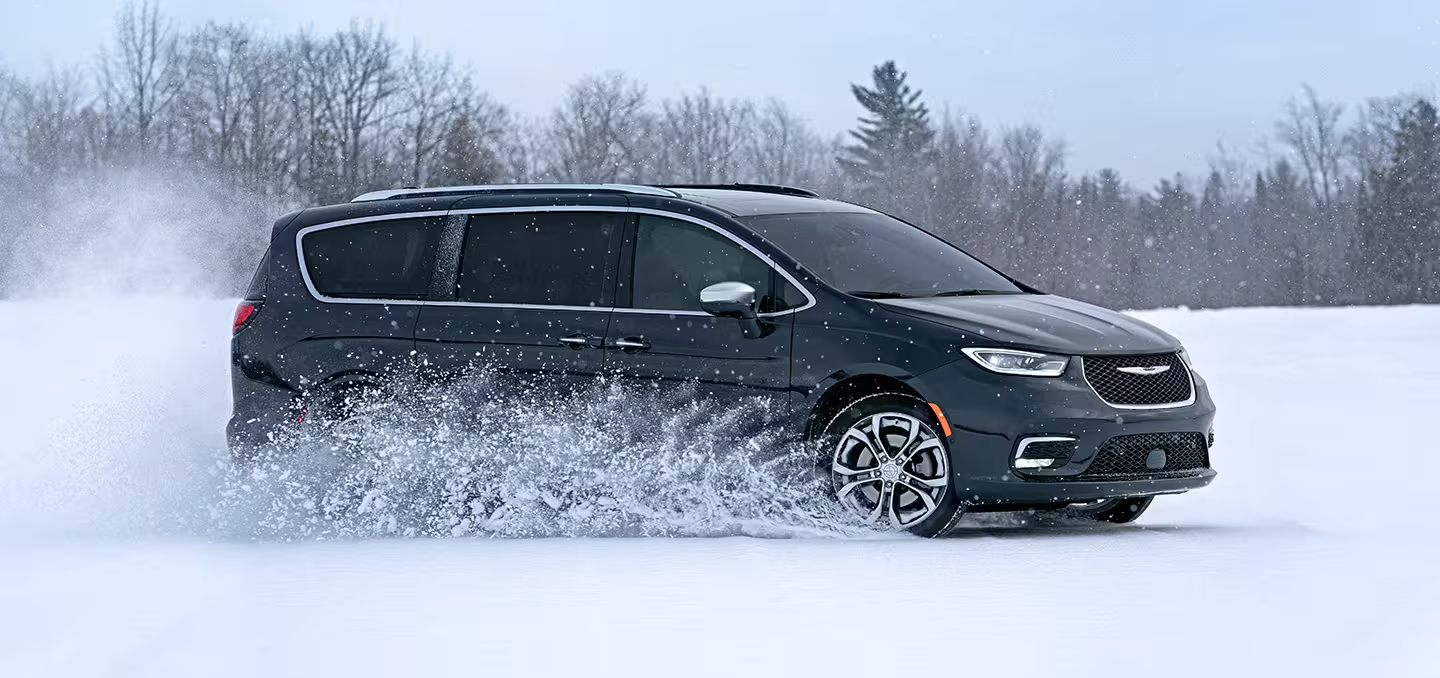 2024 Chrysler Pacifica Performance