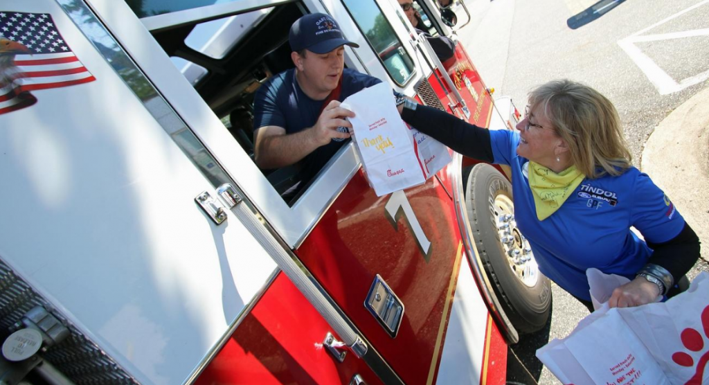 Tindol Feeds First Responders